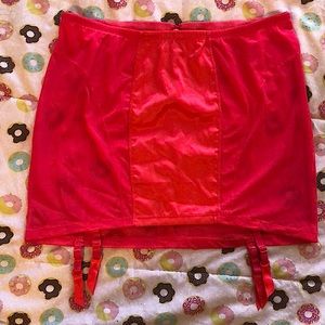 2/$25 NWOT La senza neon coral garter skirt